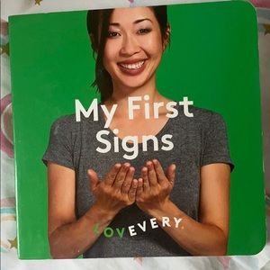 Lovevery My First Signs Book
